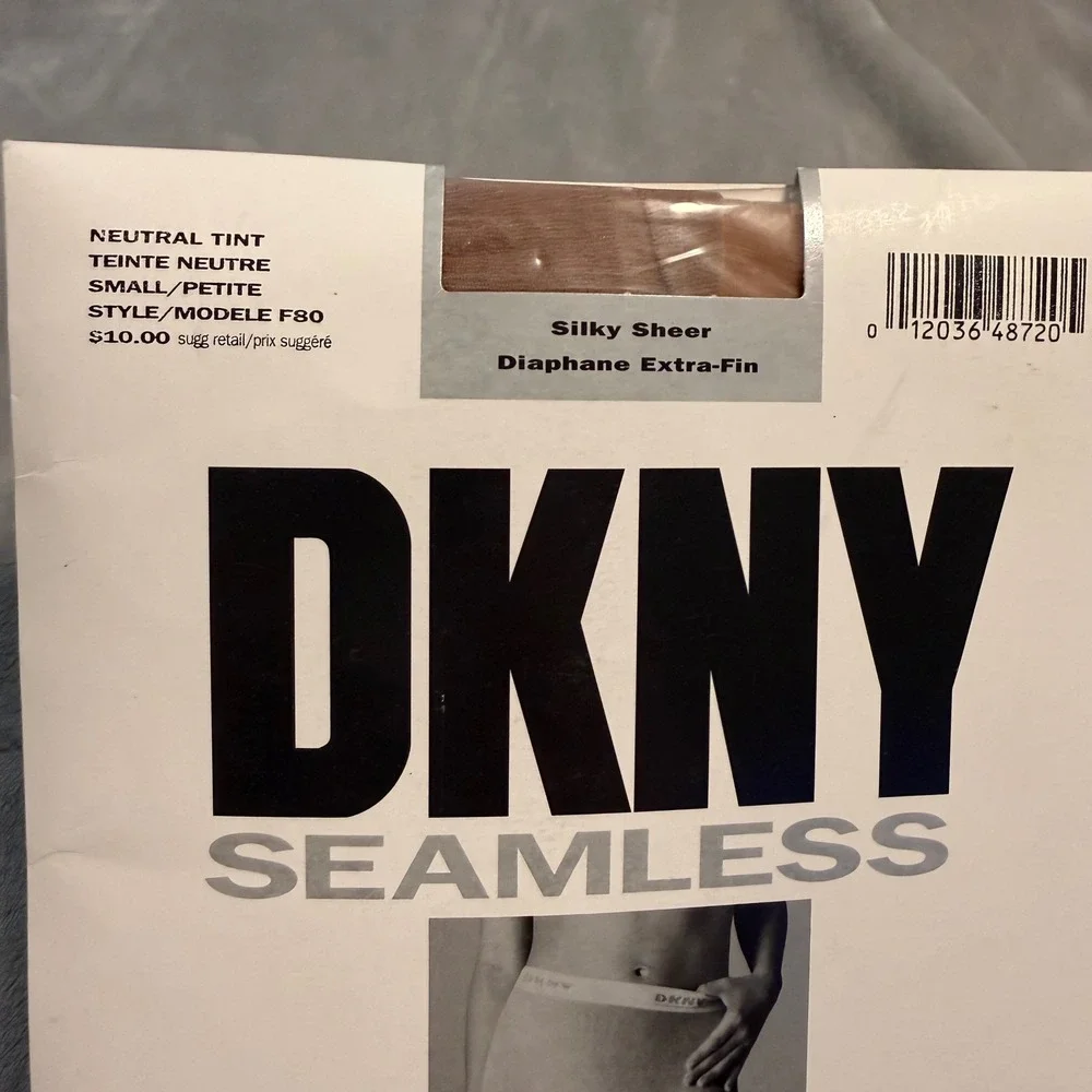 Vintage DKNY‎ Seamless Silky Sheer Tights Neutral Small Petite NOS